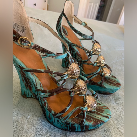 Christian Siriano Wedge Platforms - Picture 9 of 9